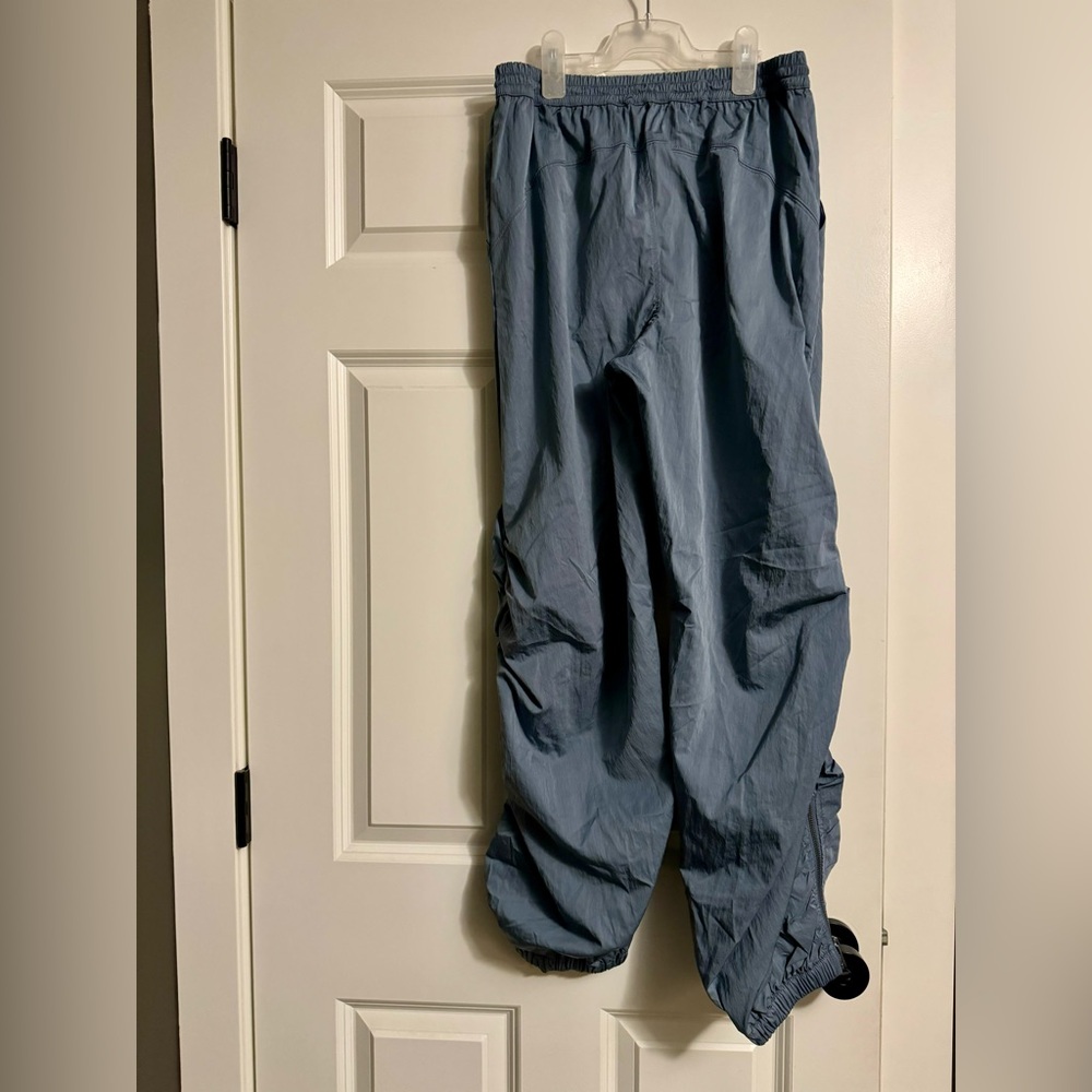 NWOT Free People Movement Pant - Size S